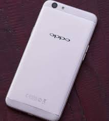 OPPO F3 (Rose Gold, 64 GB)  (4 GB RAM)